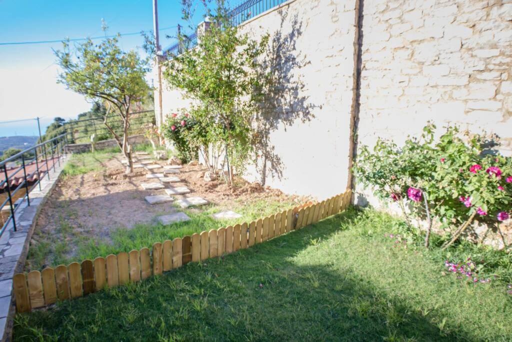 Villa Ventus, 40Sqm Private Pool & Hot Tub! Roussospítion Exterior foto